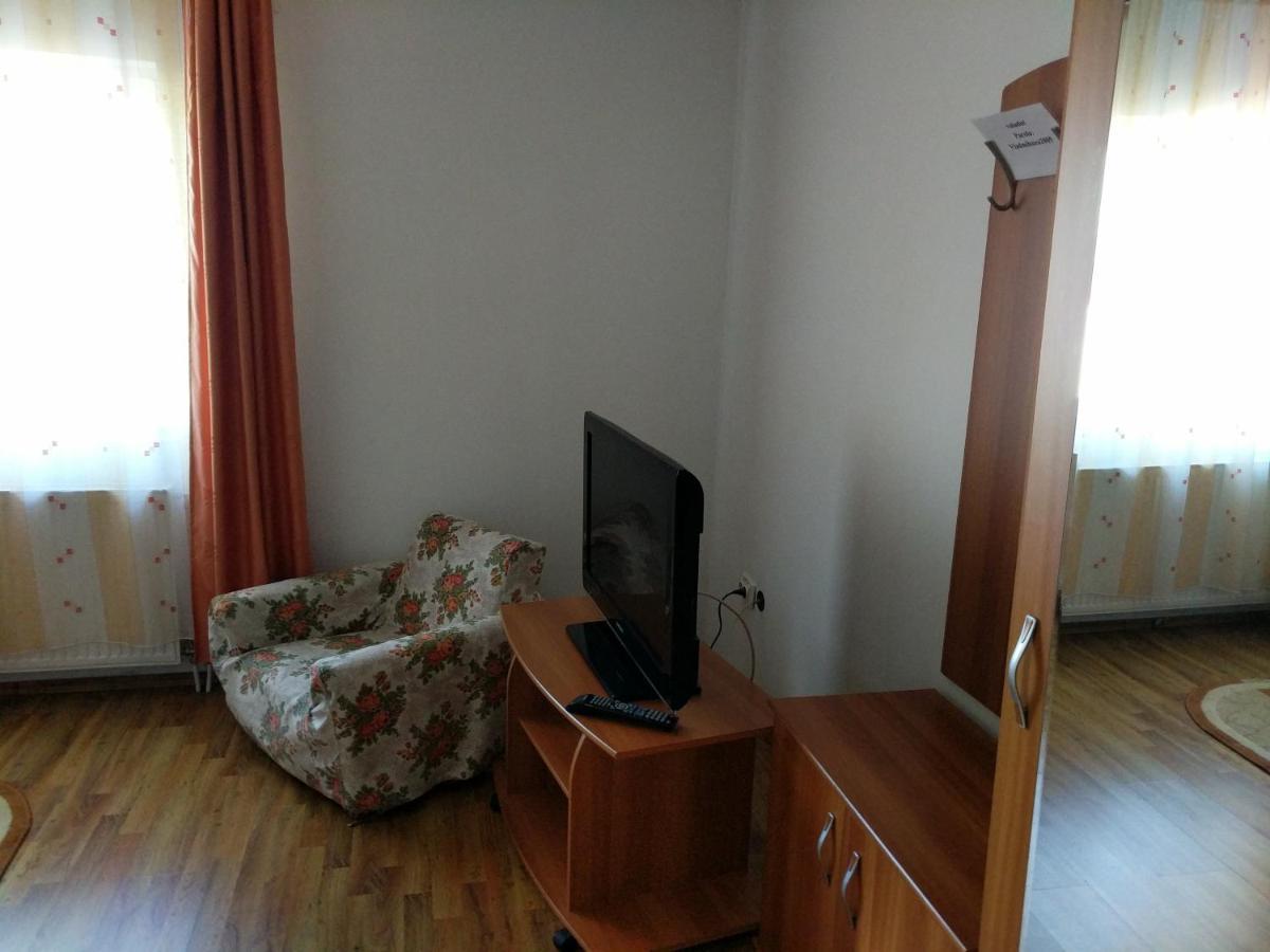 Pensiunea Vladut 티미쇼아라 외부 사진